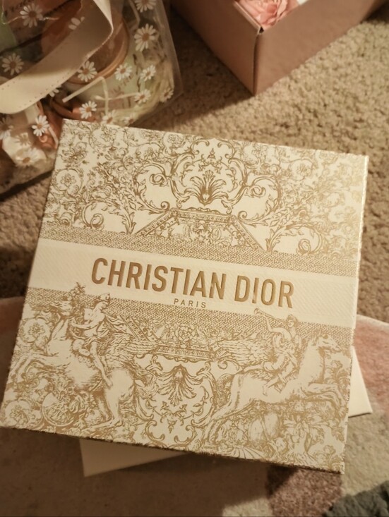 Dior Other - Christian Dior Decorative Storage Box in Ivory and Gold Toile
